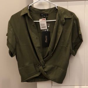 NWT green crop top